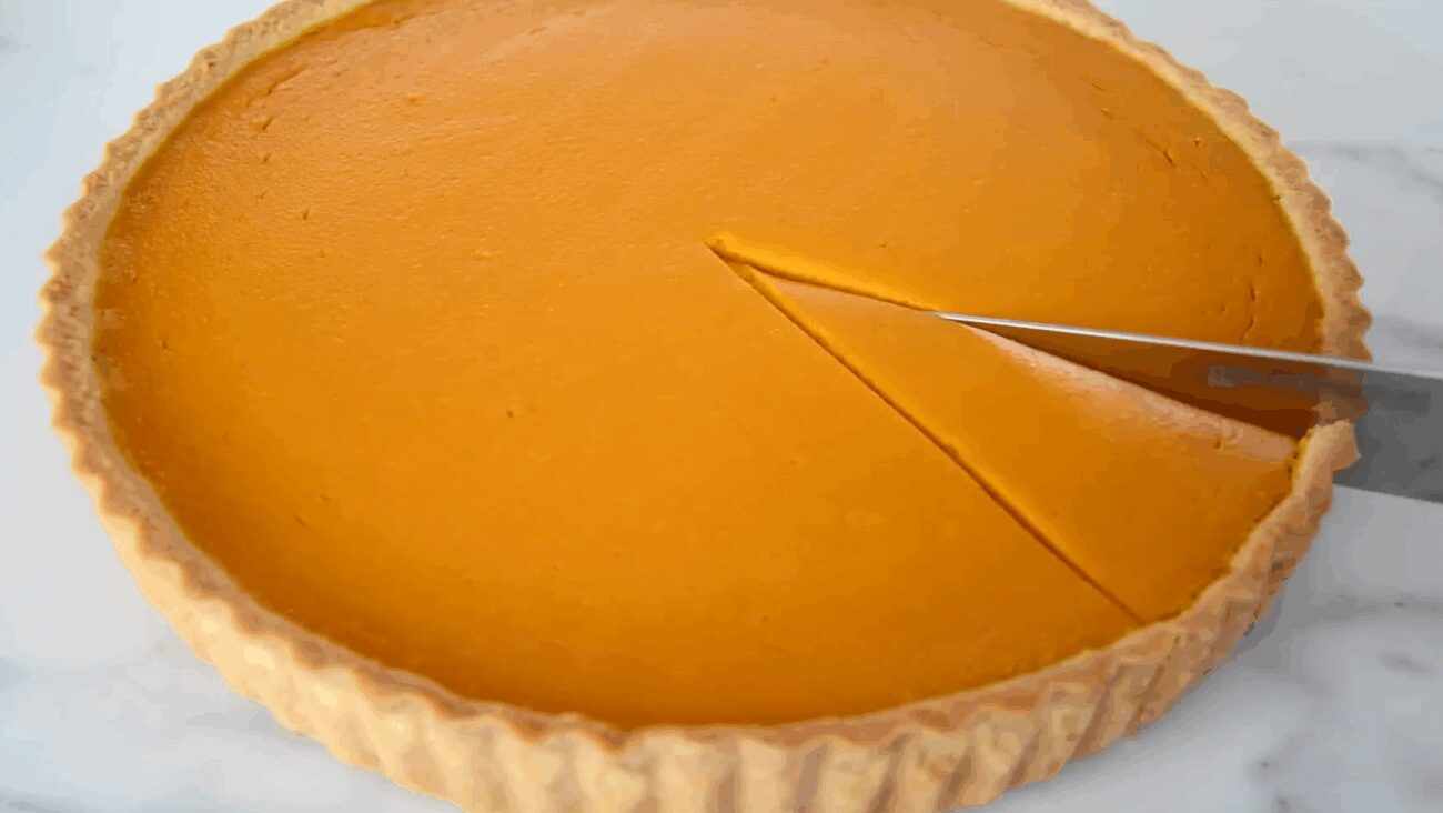 Рецепт смачного і ніжного пирога з гарбузовою начинкою