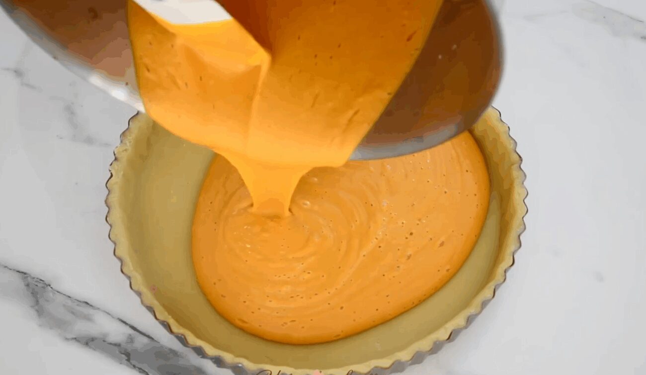 Рецепт смачного і ніжного пирога з гарбузовою начинкою