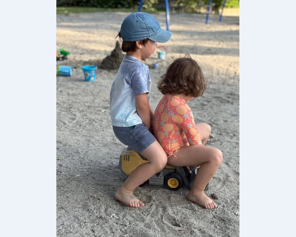 Як виглядають діти Святослава Вакарчука