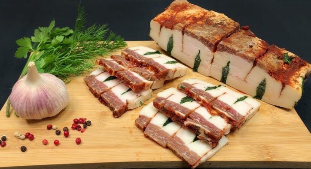 М’якесеньке сало в розсолі: волинський рецепт засолювання – шкурка жується легко, як масло 