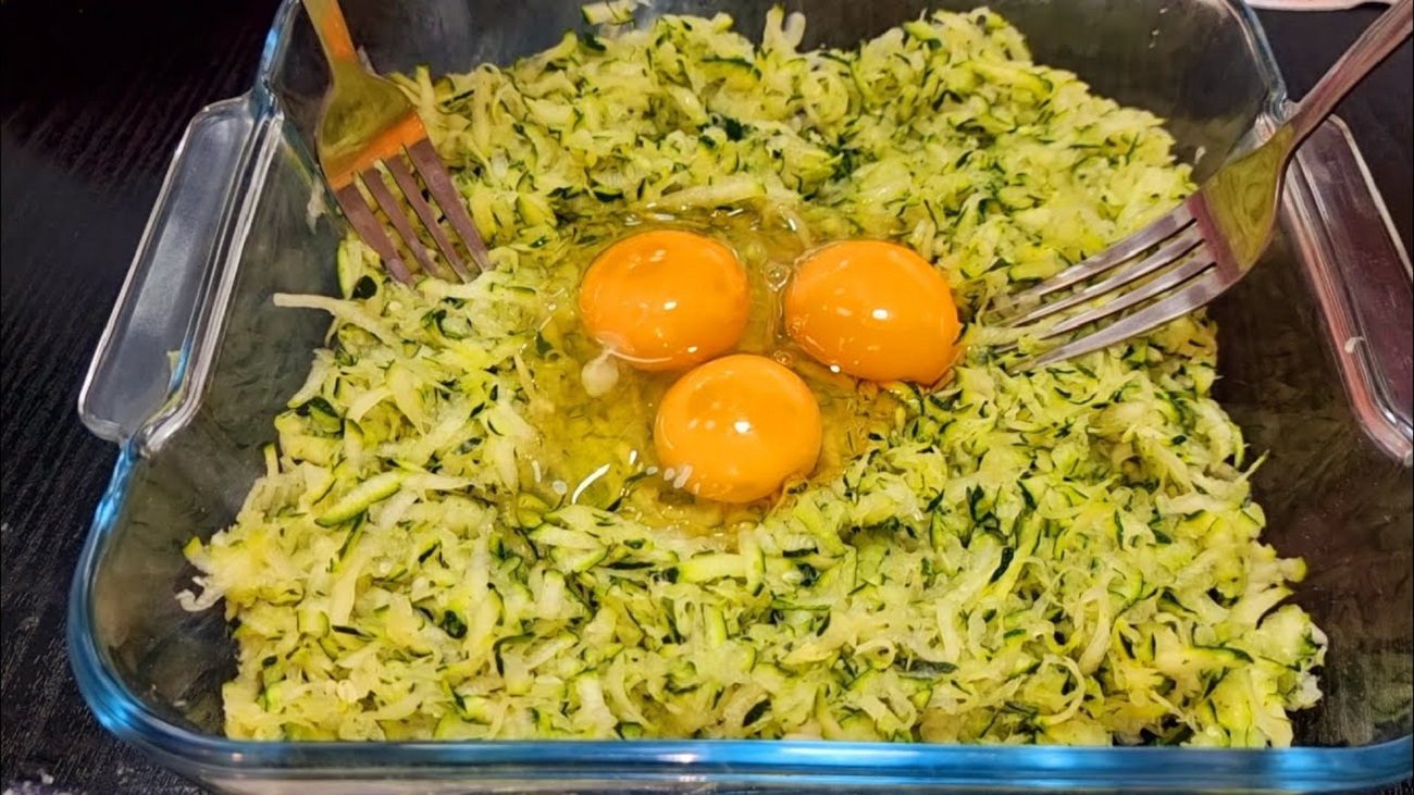 Рецепт простої і швидкої вечері з картоплі та кабачків