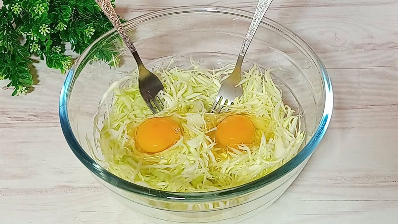 Рецепт швидкої і дуже смачної вечері з капусти та яєць