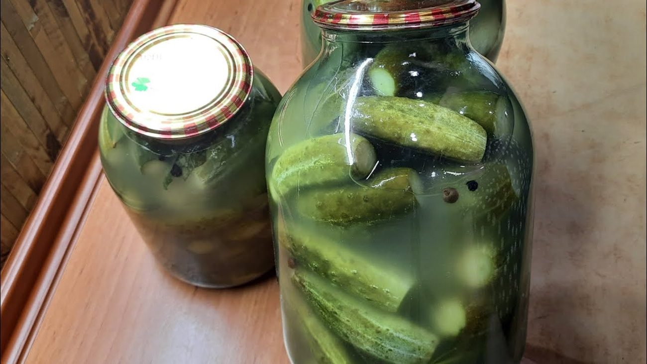 Рецепт хрумких солоних огірків на зиму холодним способом