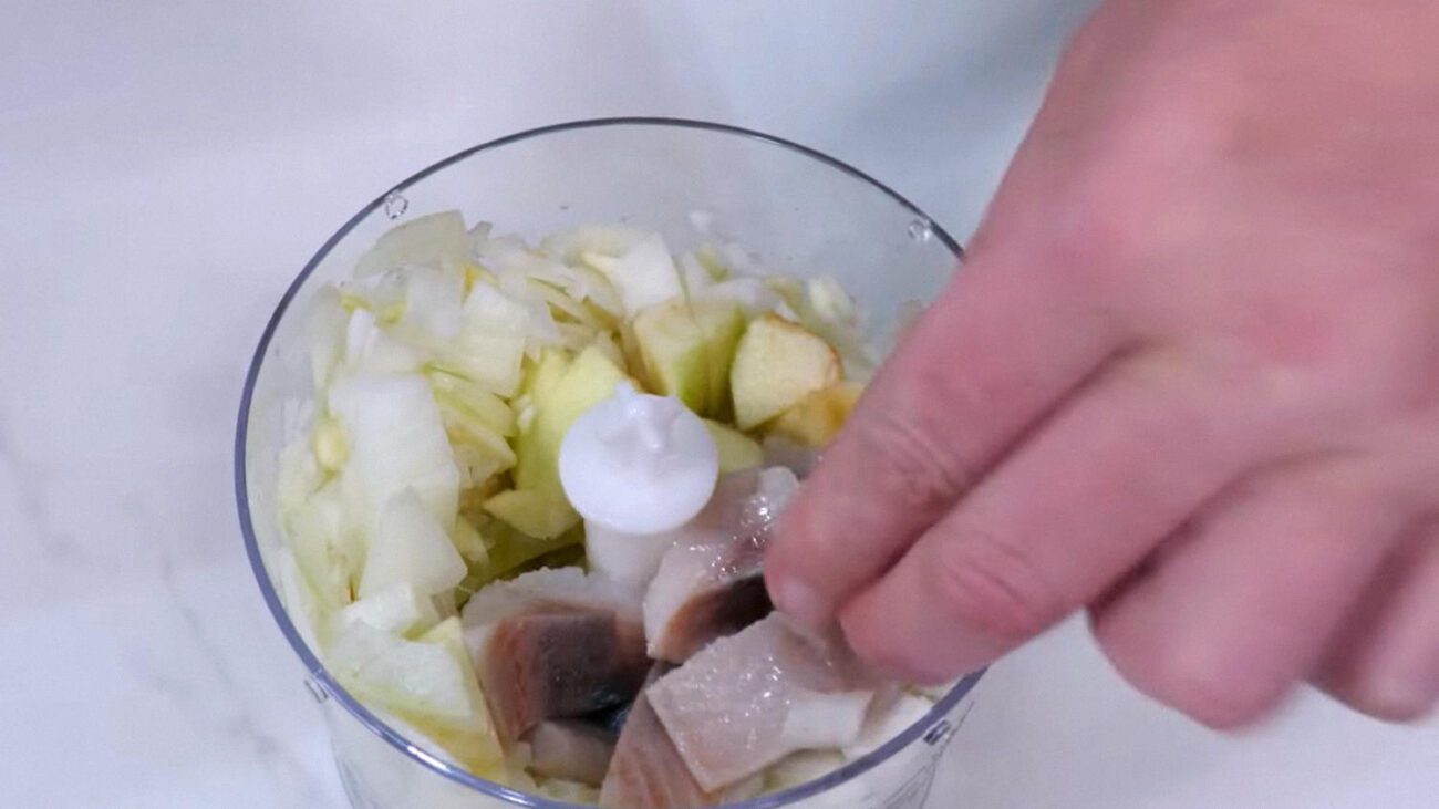 Кулінари поділилися рецептом легкої та смачної одеської намазки