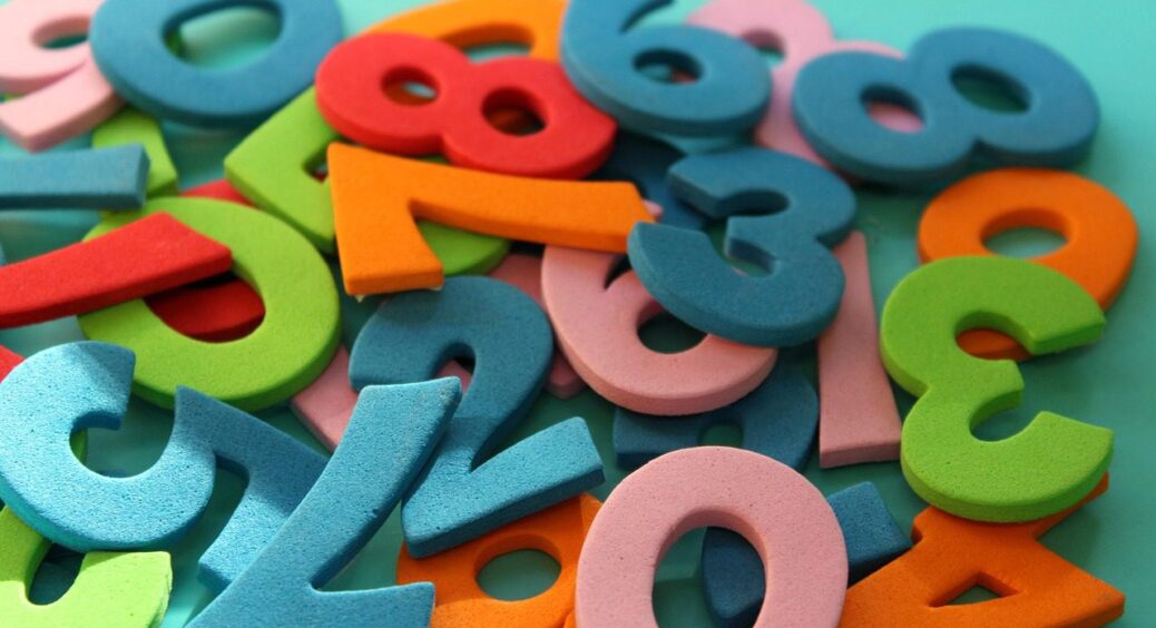 Власникам цифр 2, 5, 7, 9 у даті народження: ось що чекає на них у серпні 2025 