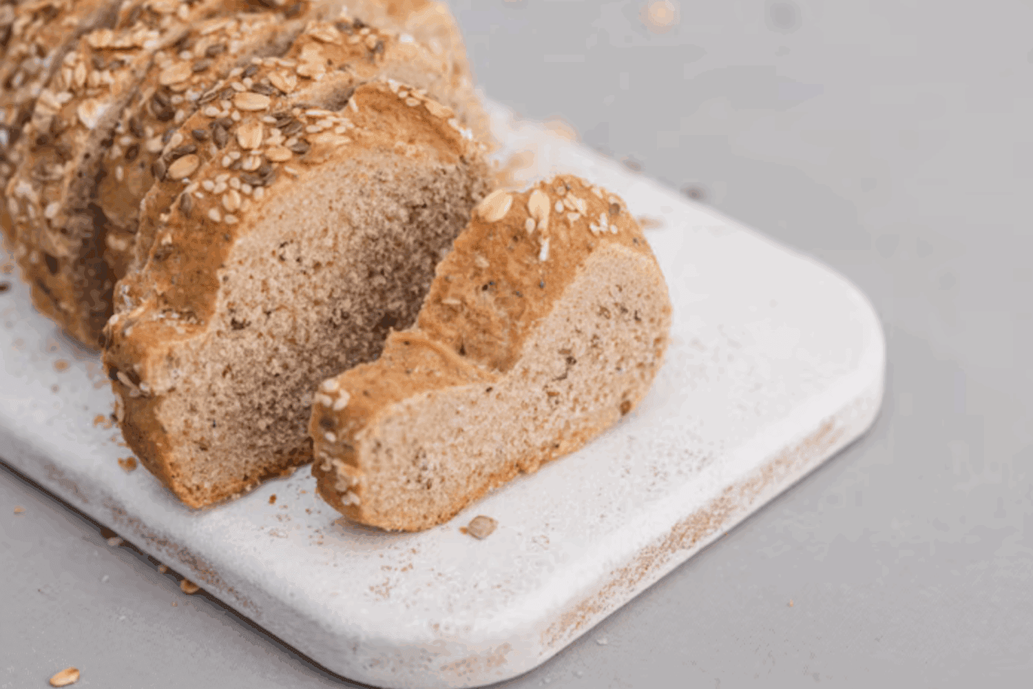 Експерти розповіли, чому цільнозерновий хліб не завжди є корисним – який вибрати