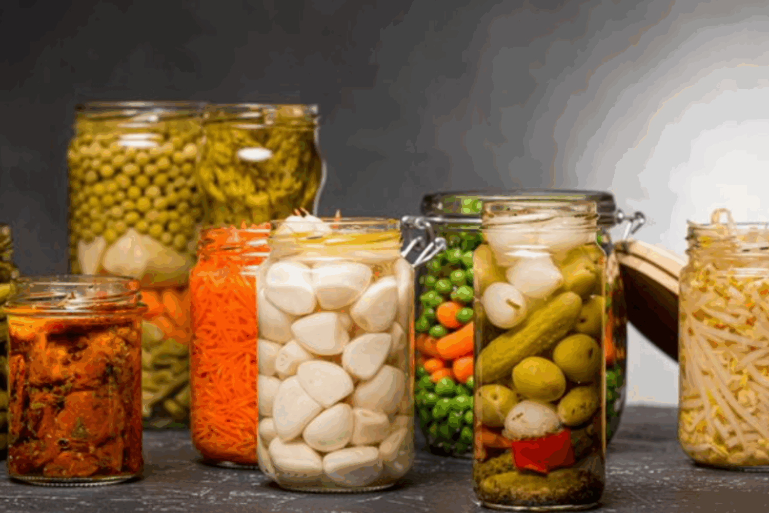 Кулінари розсекретили рецепт салату, який ідеально смакує взимку Кулінари розсекретили рецепт салату, який ідеально смакує взимку