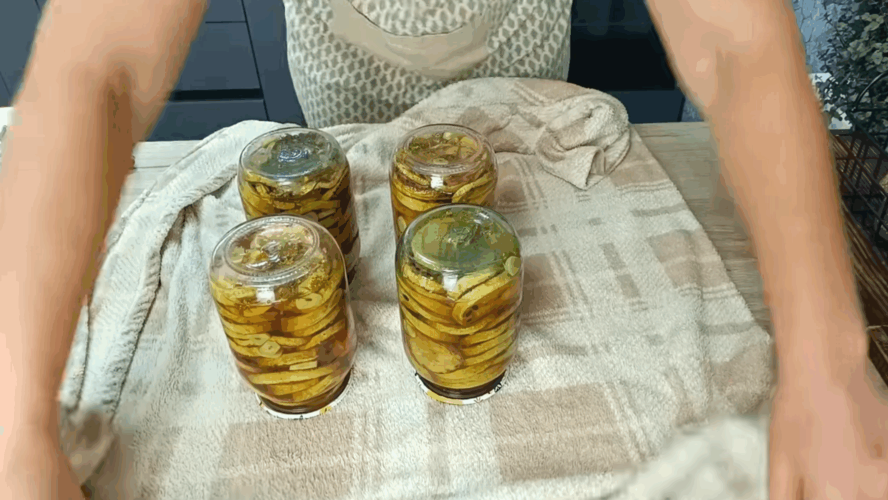 Кулінари розсекретили найкращий рецепт кабачків у маринаді з часничком