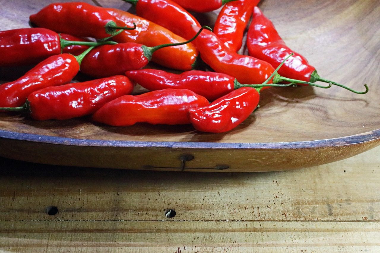 Кулінари пояснили, як на Херсонщині смачно консервують перець чилі