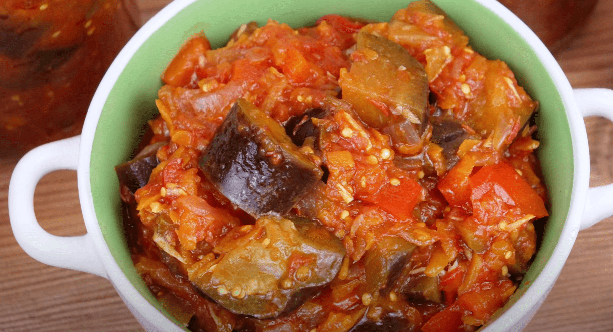 Кулінарка дала рецепт ікри з баклажанів, яка краща за ікру з кабачків