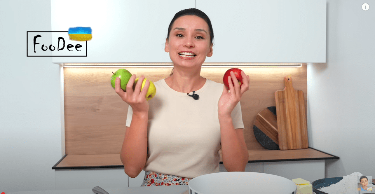 Кулінарка з Харкова дала рецепт смачного медового рулету з яблуками