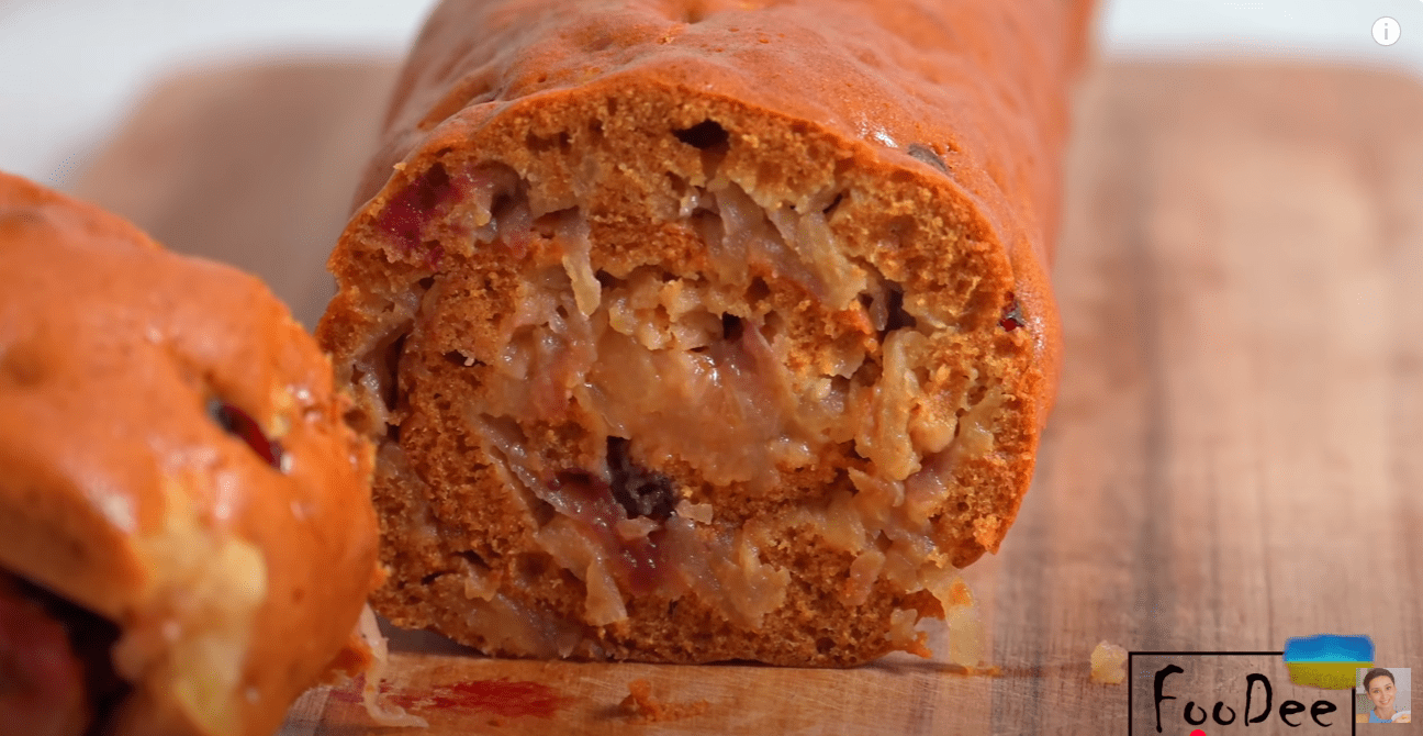 Кулінарка з Харкова дала рецепт смачного медового рулету з яблуками