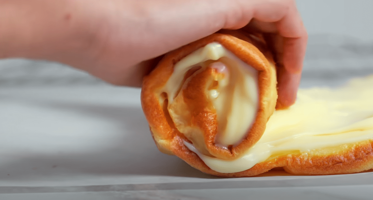 Кулінарка дала рецепт швидкого десерту з рідкого тіста