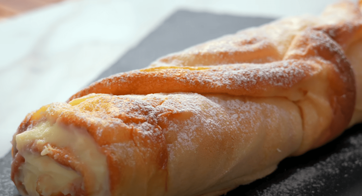 Кулінарка дала рецепт швидкого десерту з рідкого тіста