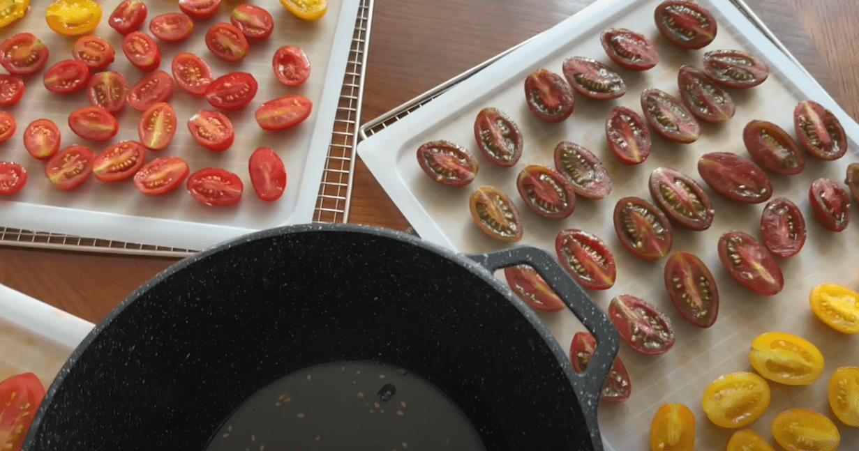 Кулінари розповіли, як приготувати в'ялені овочі без духовки