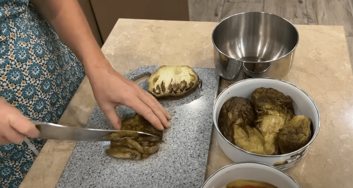 Кулінари розповіли, як зробити справжню Одеську ікру з баклажанів