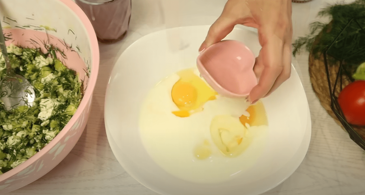 Кулінарка дала новий оригінальний рецепт кабачкового пирога