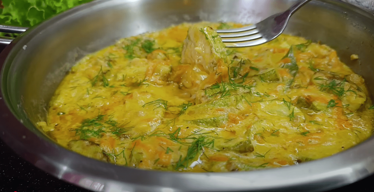 Кулінарка дала новий оригінальний рецепт кабачків в запашній підливі