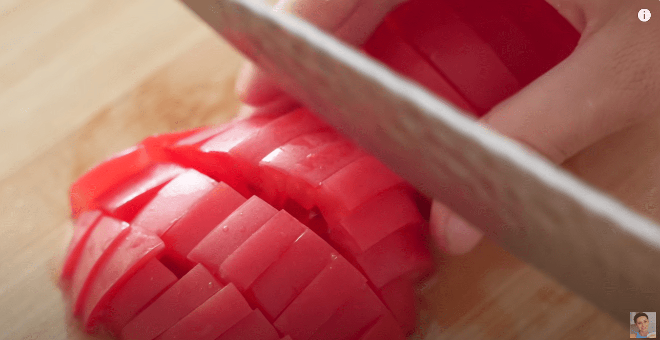 Кулінарка розповіла, що можна приготувати на сніданок замість яєчні та омлету