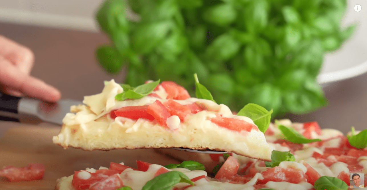 Кулінарка розповіла, що можна приготувати на сніданок замість яєчні та омлету