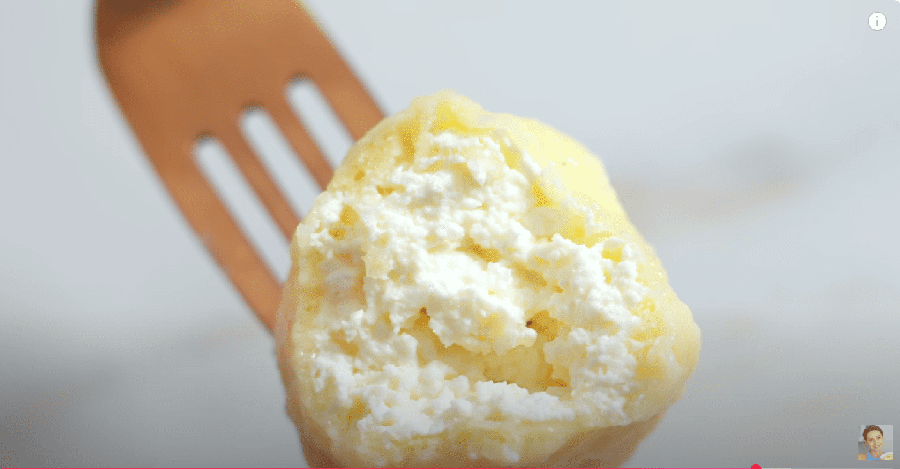 Кулінарка показала, як можна приготувати смачні вареники без ліплення