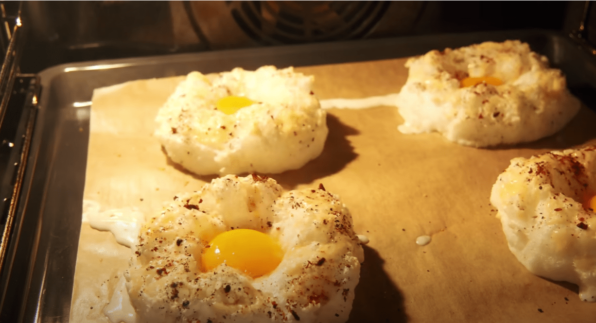 Кулінарка дала рецепти сніданків із яєць: без смаження