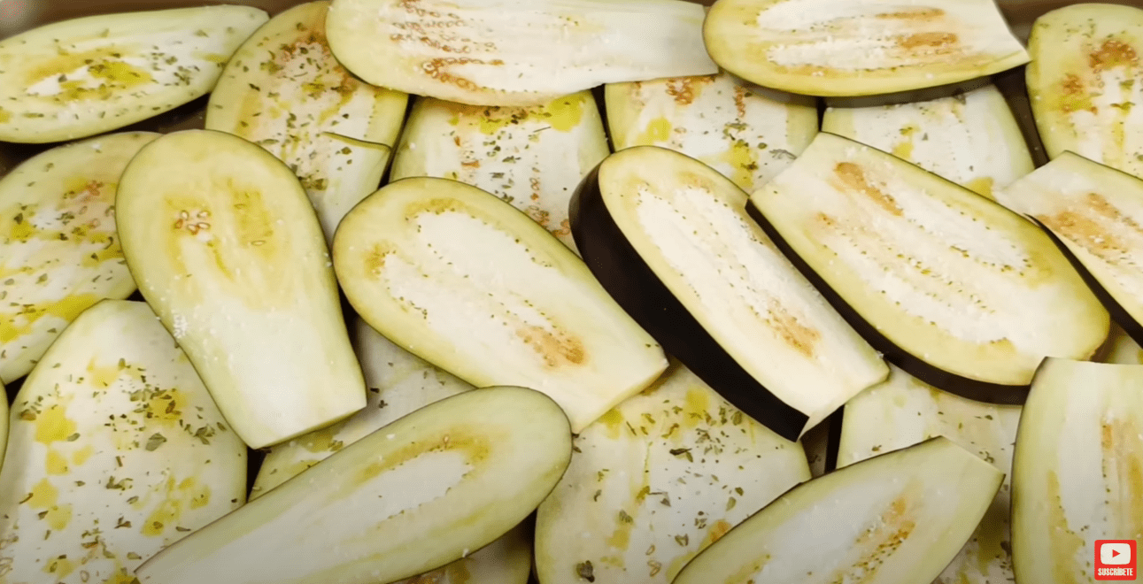 Кулінарка розповіла, як приготувати баклажани, які сподобаються навіть дітям