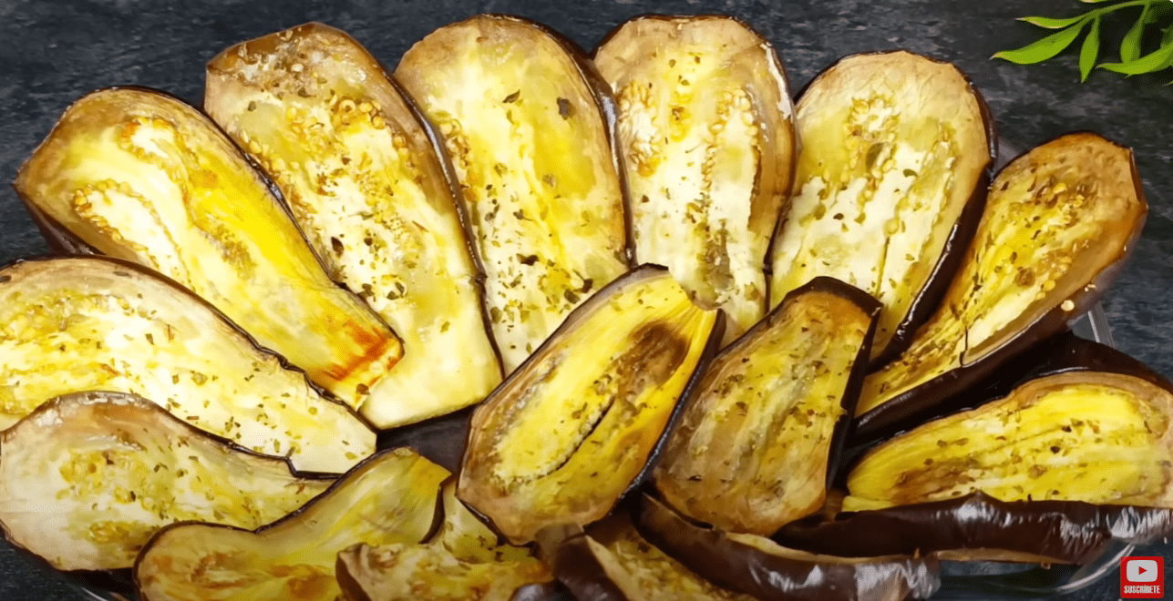 Кулінарка розповіла, як приготувати баклажани, які сподобаються навіть дітям