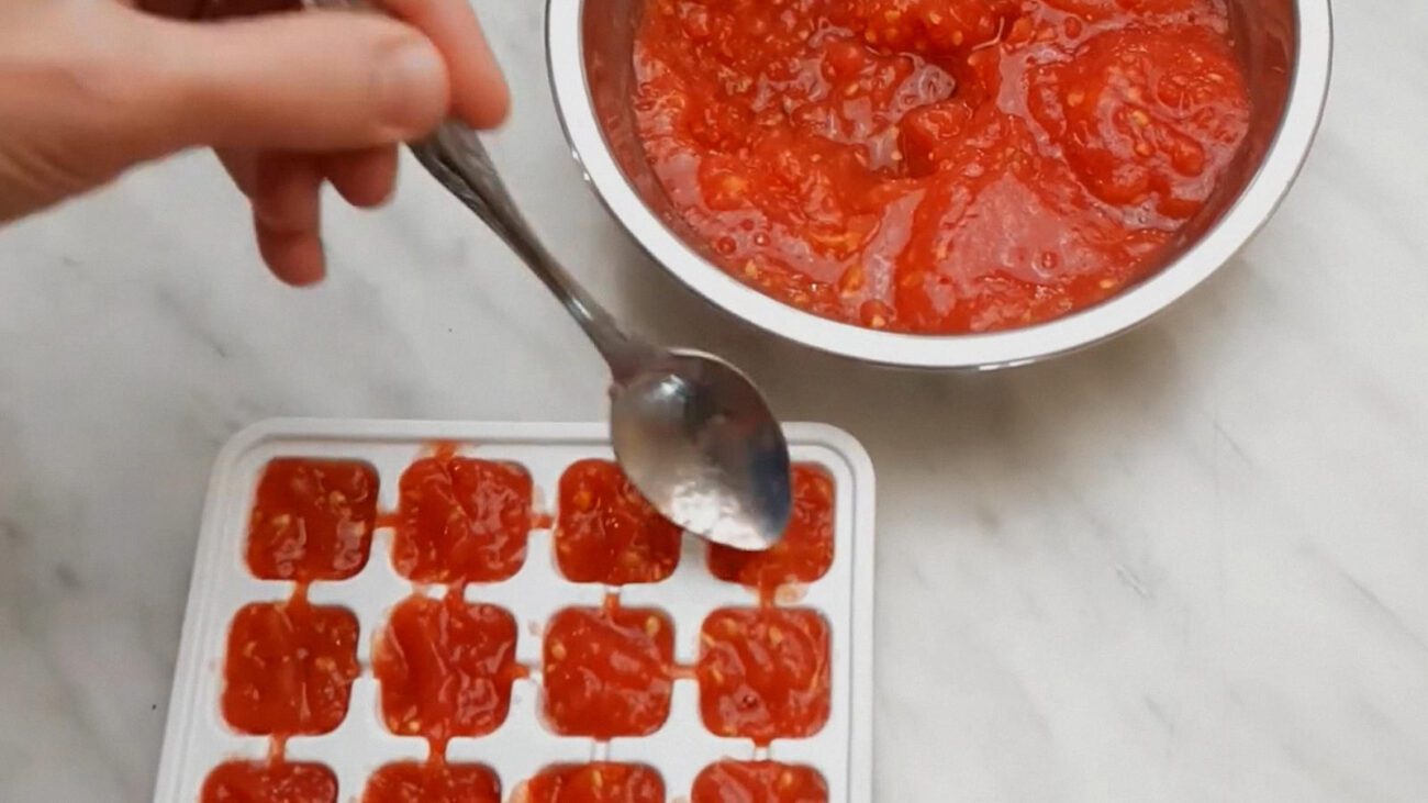 Для соусів помідори можна заморожувати у вигляді пюре