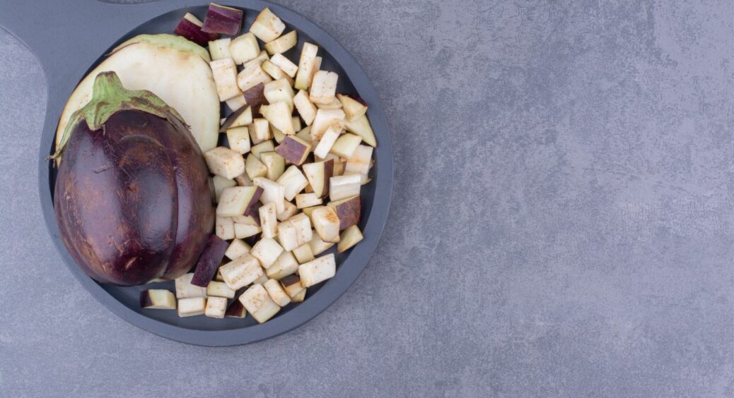 Жменька в миску, і синенькі більше не темніють: секрет київських кулінарів – 10 із 10 