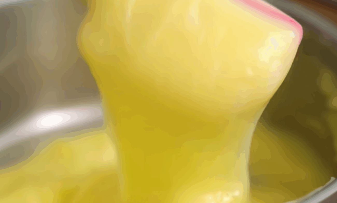 Рецепт смачного і соковитого домашнього торта Пломбір