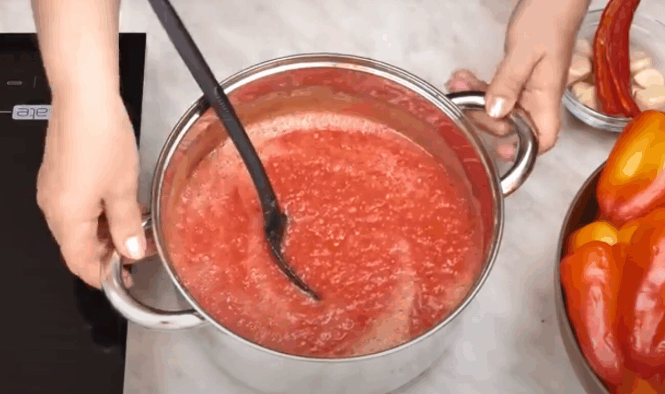 Рецепт соковитого болгарського лечо на зиму з перцю та помідорів