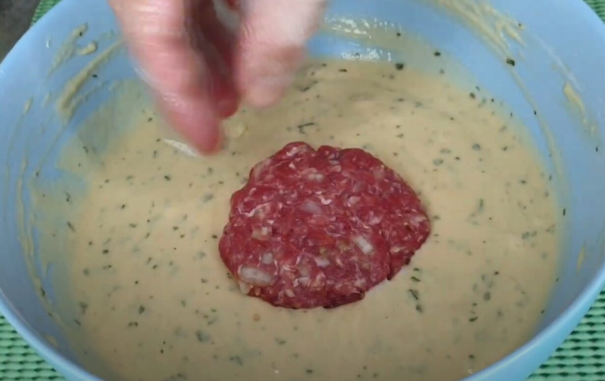 Кулінари розповіли, як приготувати смачні ліниві біляші за 5 хвилин