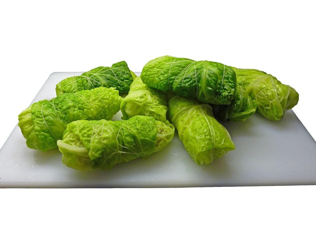 Кулінари розповіли, як приготувати голубці, щоб вони не розпадалися