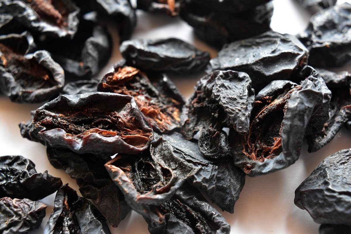 Кулінари пояснили, як правильно робити сухофрукти вдома без консервантів