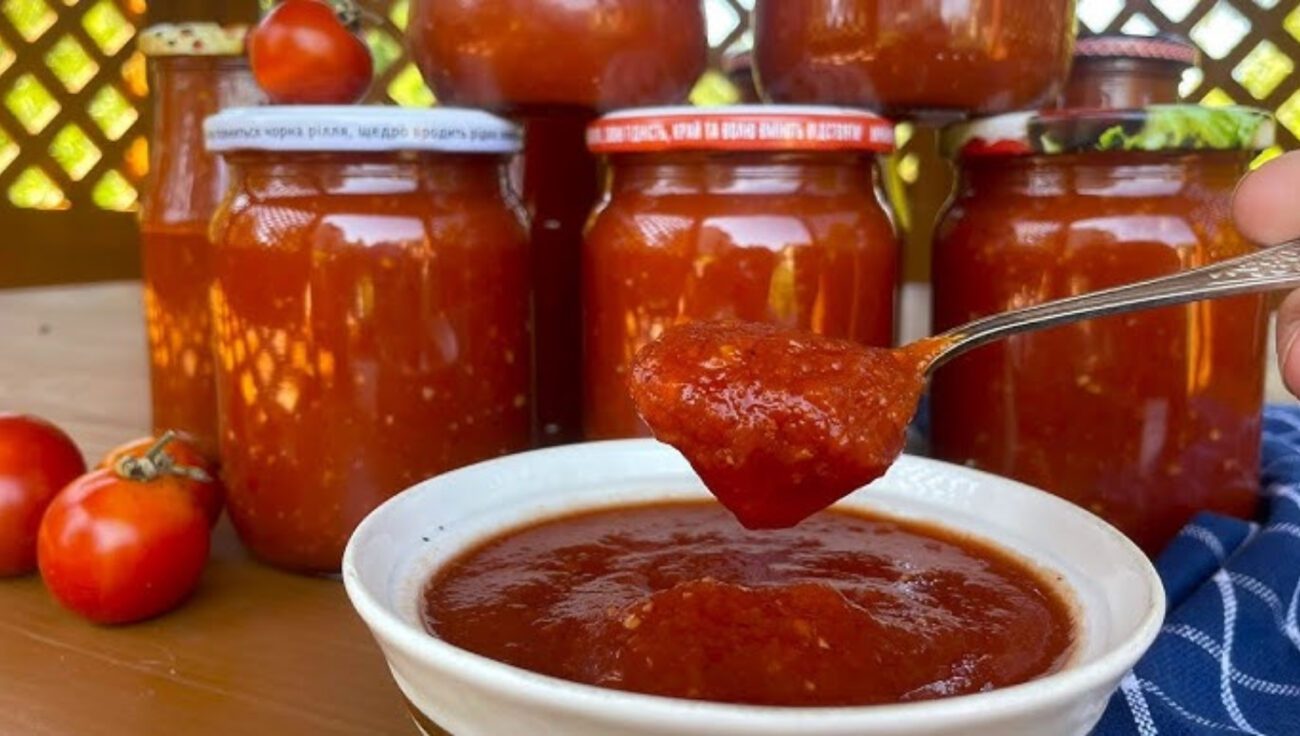Кулінари розповіли, як приготувати домашній соус з 1 ложки томатної пасти