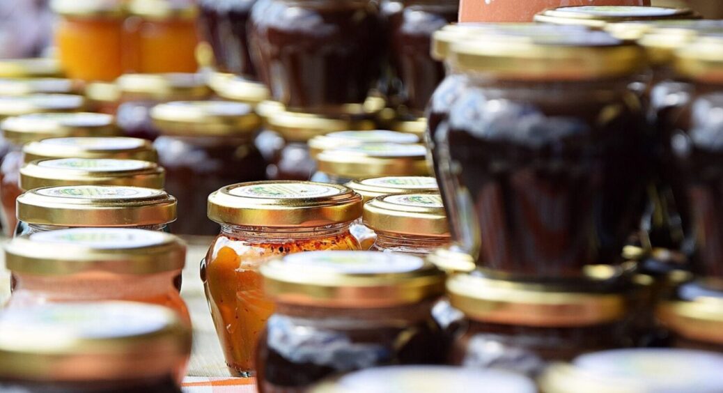 Смажене варення з груш: найкращий рецепт моєї бабусі-кременчужанки – знаю його напамʼять 