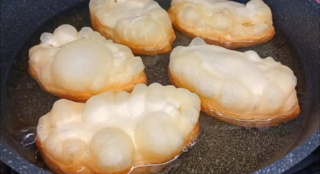 Пиріжки “Київські”: цей рецепт зібрав більше 1000 коментарів. Навіть біляші стоять в сторонці 