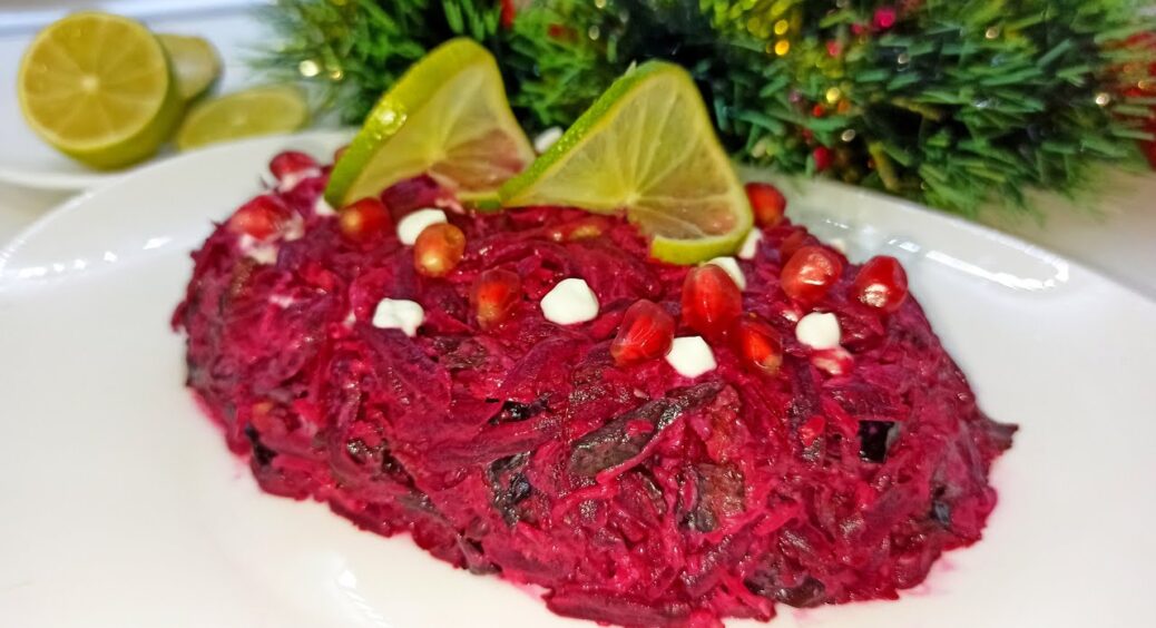 Запорізькі господині радять спробувати цей рецепт салату з буряка – смак на 10 з 10 