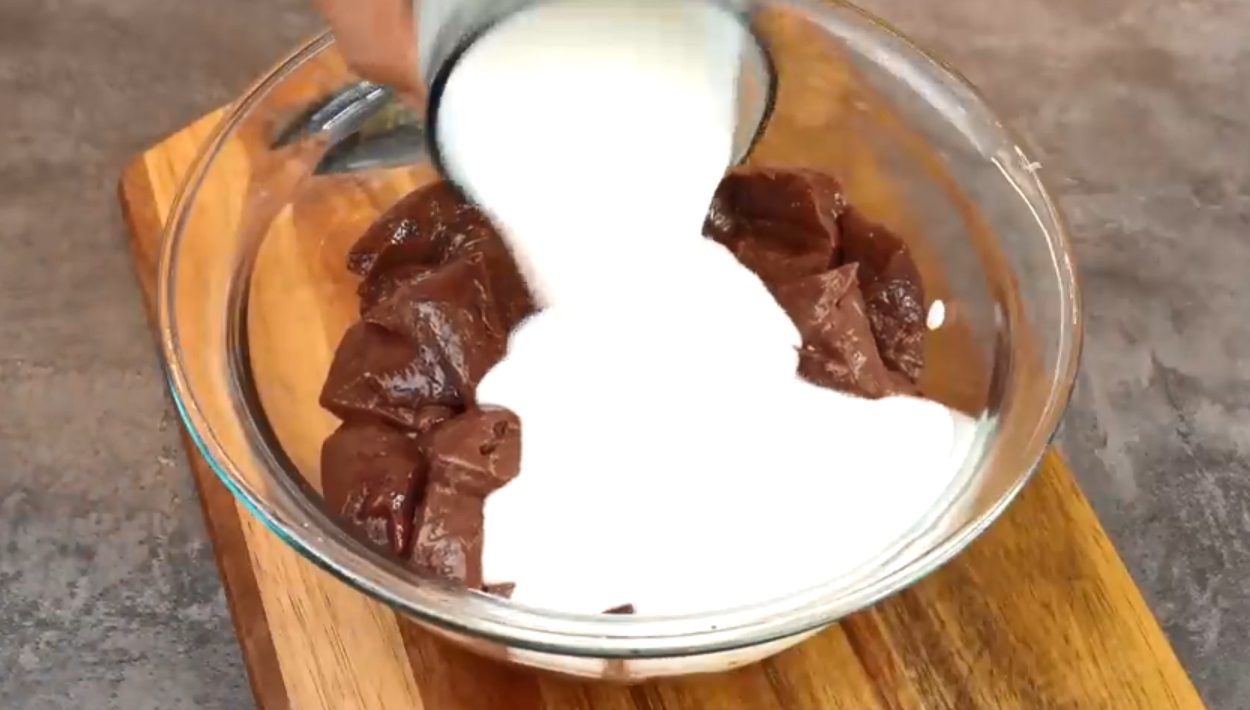 Експерти розповіли, як приготувати м'яку і ніжну печінку у духовці