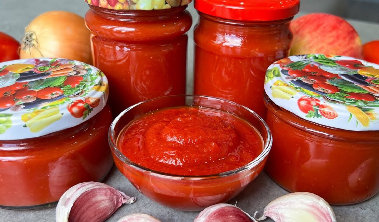 Кулінари поділились рецептом домашнього кетчупу на зиму 2025-2026