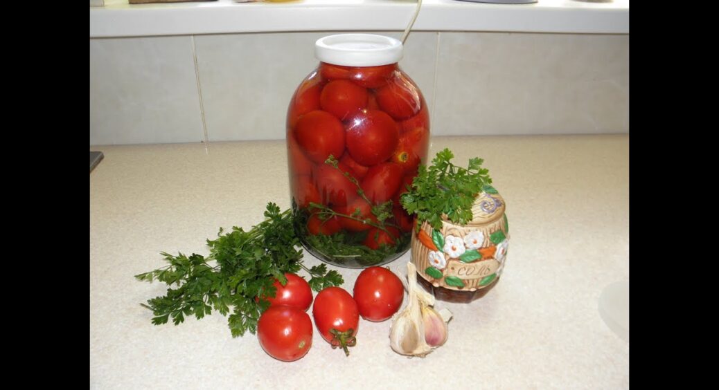 Помідори на зиму “Бабусині обійми” – настільки вдалий рецепт, що його опублікували в журналі 