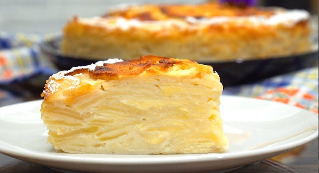 Якщо “завалялися” яблука, готую яблучний пиріг “Літня фантазія”: оригінальна смакота з нічого 