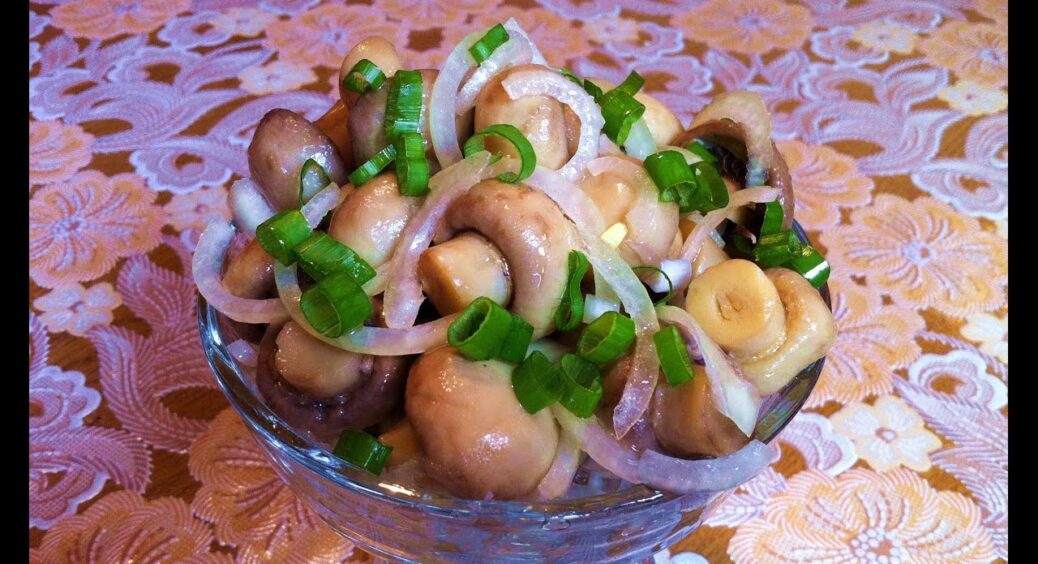 Мариновані гриби за 7 хвилин: найсмачніша закуска до столу, яку готую менш ніж за 1 годину 