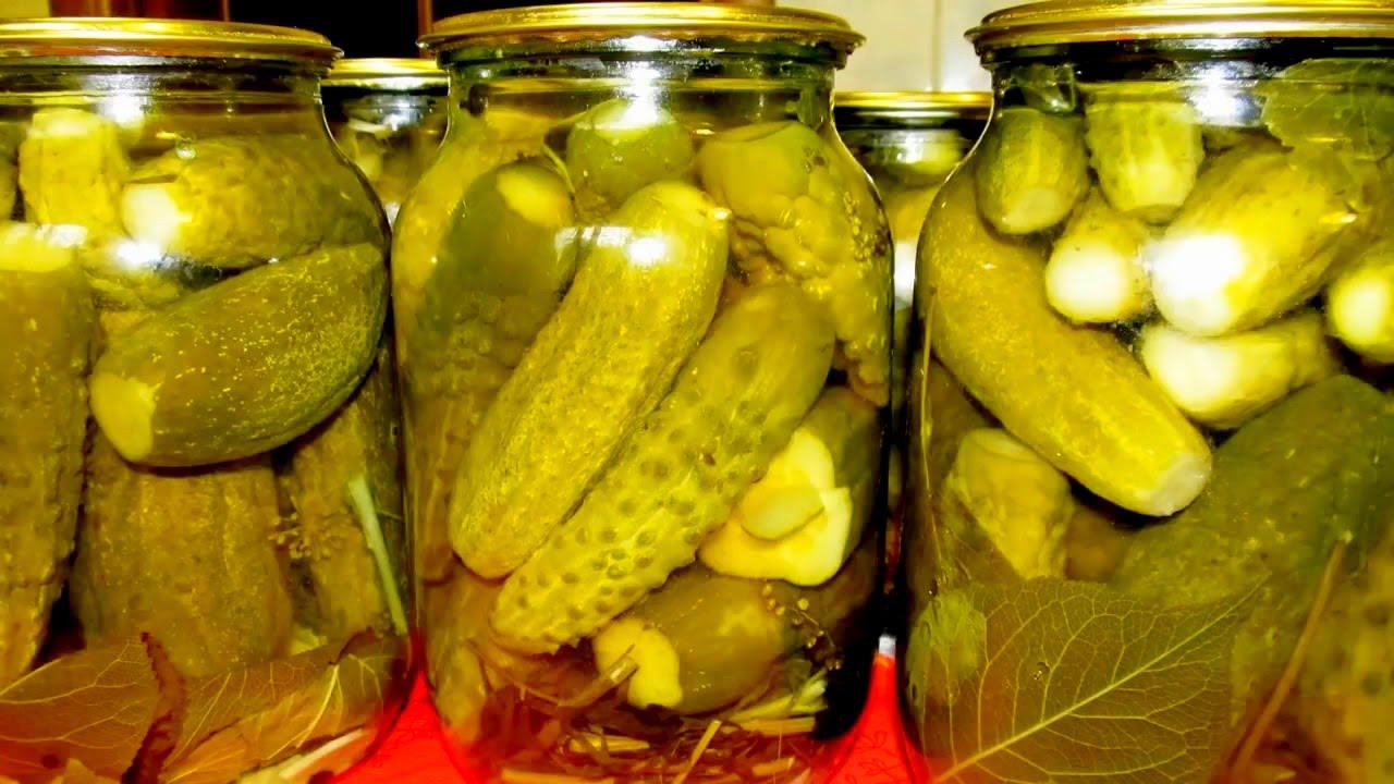 Експерти назвали продукт, який зробить огірки хрумкими