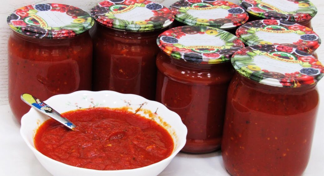 Не знаєте, куди подіти помідори? Візьміть 3 кг та приготуйте найсмачніший соус на зиму 
