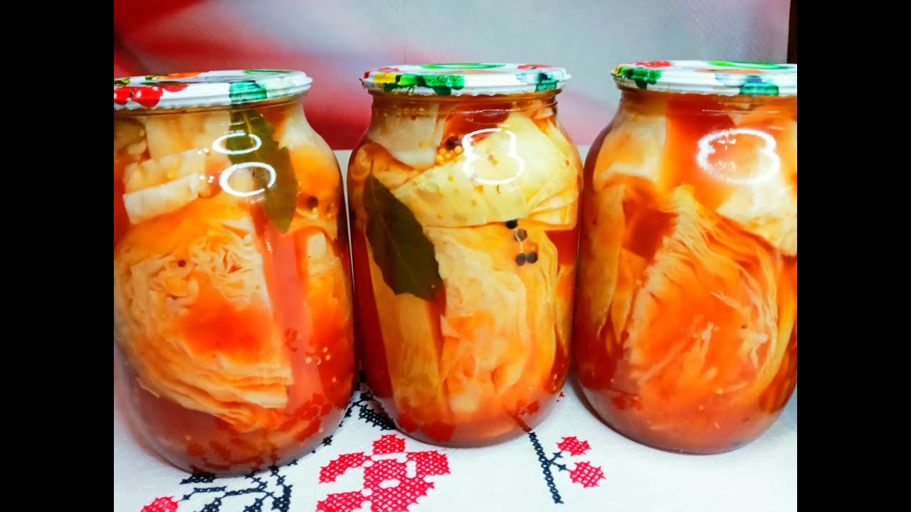 Зимовий рецепт маринованої капусти у томатному маринаді