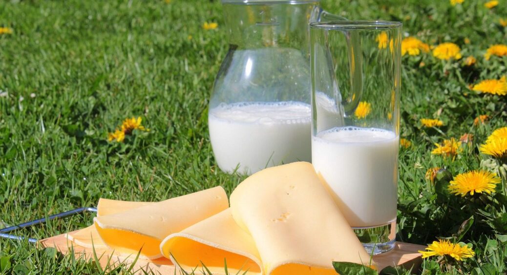 Не прибирають, а надувають живіт: ці 4 популярні страви для схуднення – лише фарс дієтологів 