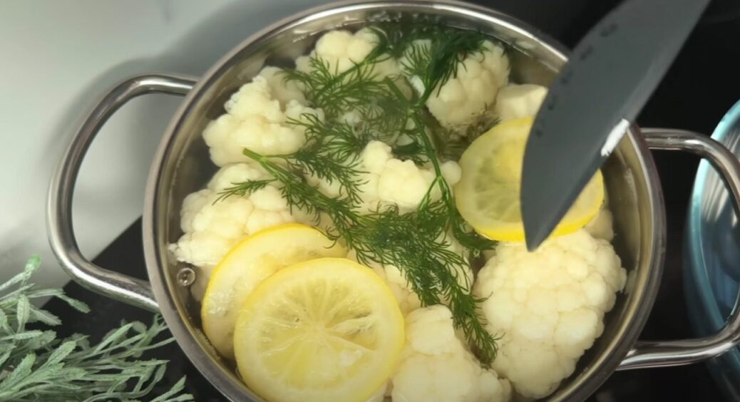 Так цвітну капусту готують лише в Італії: 1 продукт покращить смак у рази – я дізналася секрет 