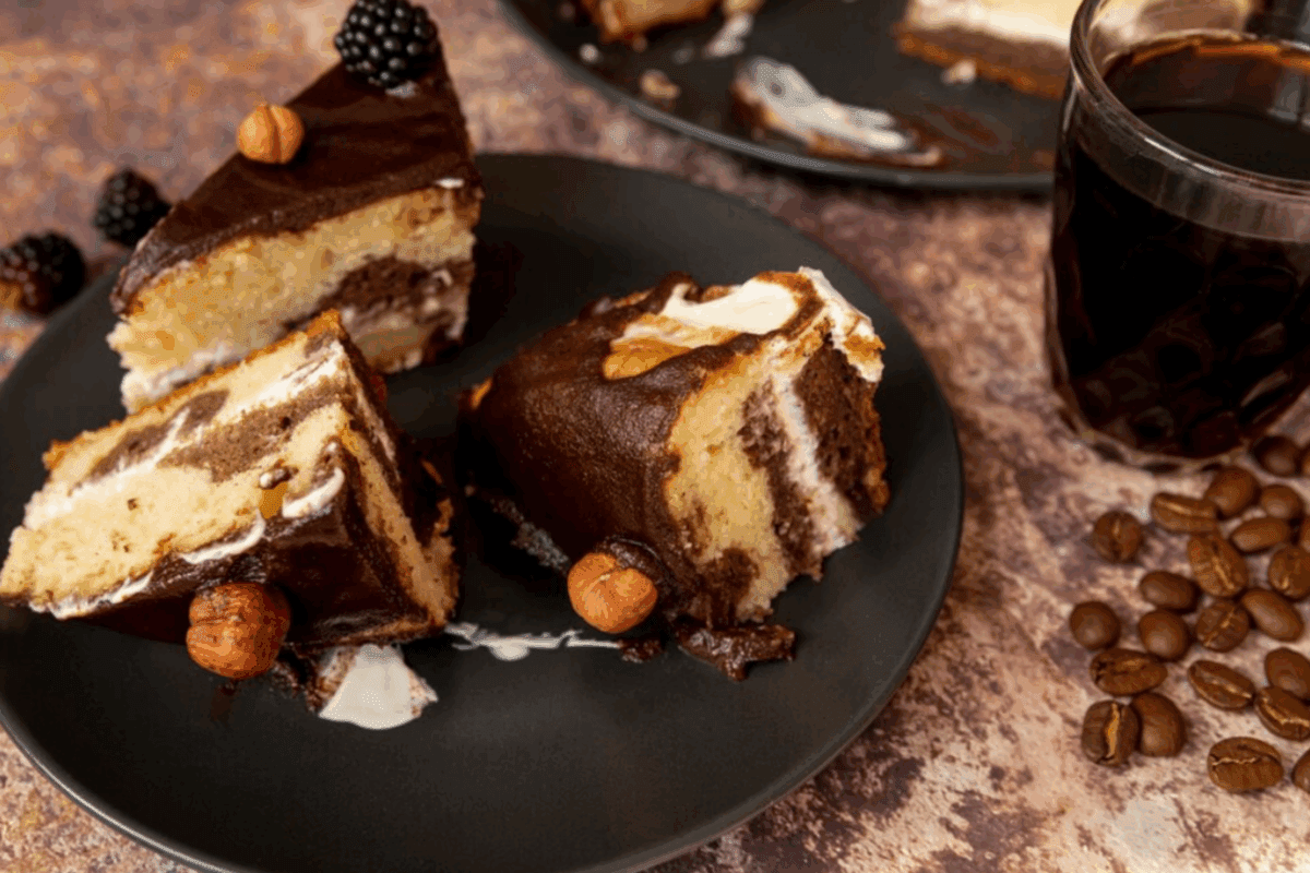 Кулінари поділились рецептом фантастичного торта нашвидкуруч без духовки